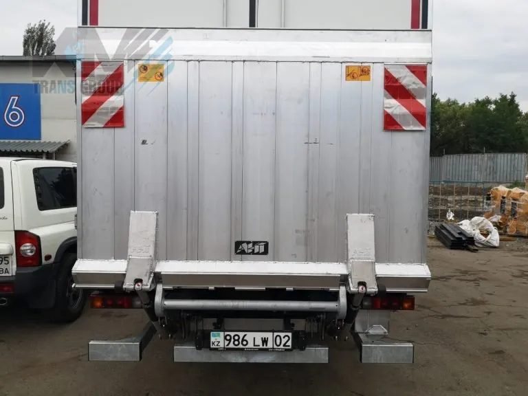 Гидроборт грузоподъемностью 1000 кг. AHT Aluhebetechnik Standart: LTK -1000ST/AL (Австрия). Фото 1